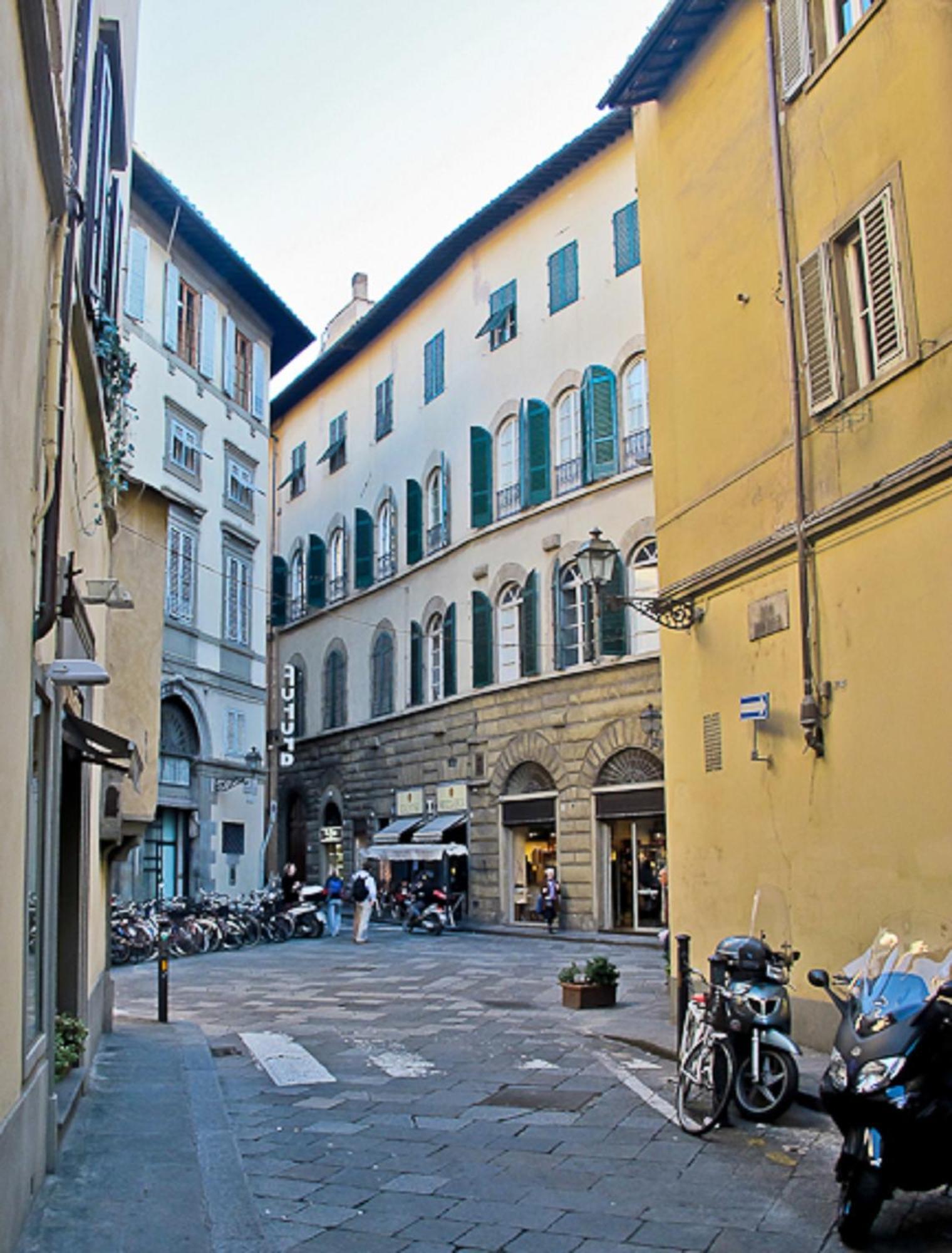 Apartments Florence- Santa Maria Novella Экстерьер фото